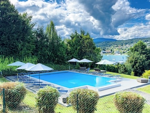 Piscine extérieure (ouverte en saison)