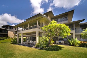 Exterior - Kapalua Ridge Villa 2414 Gold Ocean View 2 Bedroom (Lahaina)
