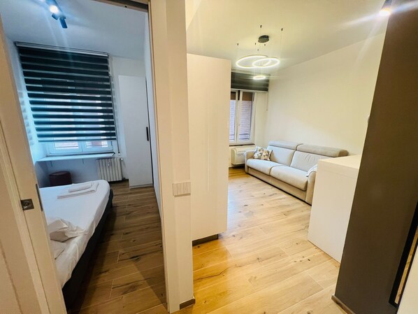 Télévision à écran plat