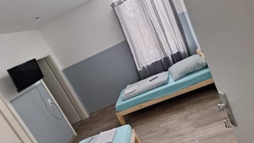 2 bedrooms, WiFi, bed sheets