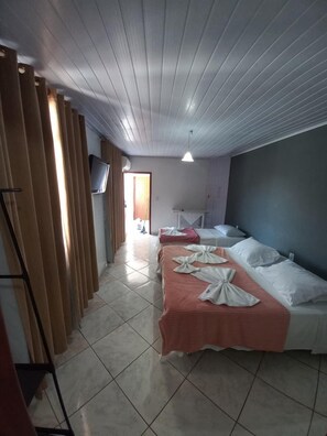 Basic Triple Room | Free WiFi - Hotel pousadinha da bia (Rio das Ostras)