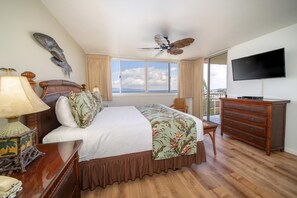 1 bedroom, in-room safe, iron/ironing board, WiFi - Royal Kahana Maui 1008 Oceanfront 1 Bedroom (Lahaina)