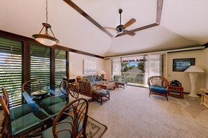 Living area - Kiahuna Plantation Resort Royal Garden 2 Bedroom (Koloa)