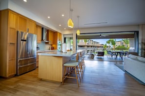 Fridge, oven, stovetop, dishwasher - Honua Kai Luana Garden Villa 3 Bedroom (Lahaina)