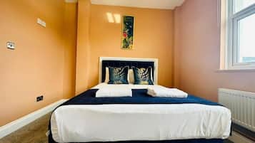 1 camera, ferro/asse da stiro, Wi-Fi gratuito, lenzuola