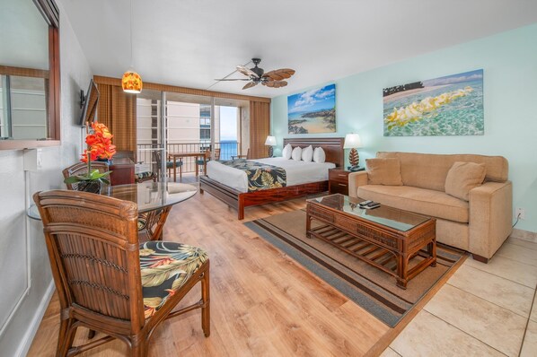 DVD player - Royal Kahana Maui 819 Ocean View Studio (Lahaina)