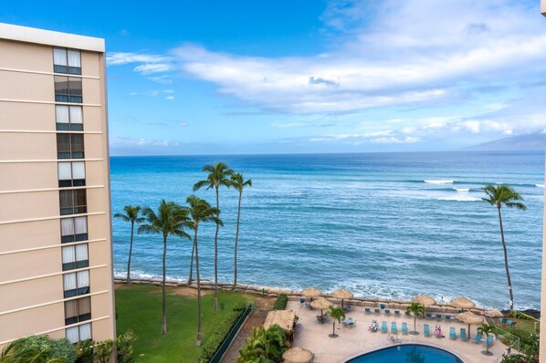 Pool - Royal Kahana Maui 819 Ocean View Studio (Lahaina)