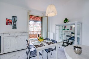 Apartment | 1 bedroom - Sanremo Penthouse Market 700m From Sea (Sanremo)