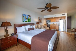 In-room safe, iron/ironing board, WiFi, bed sheets