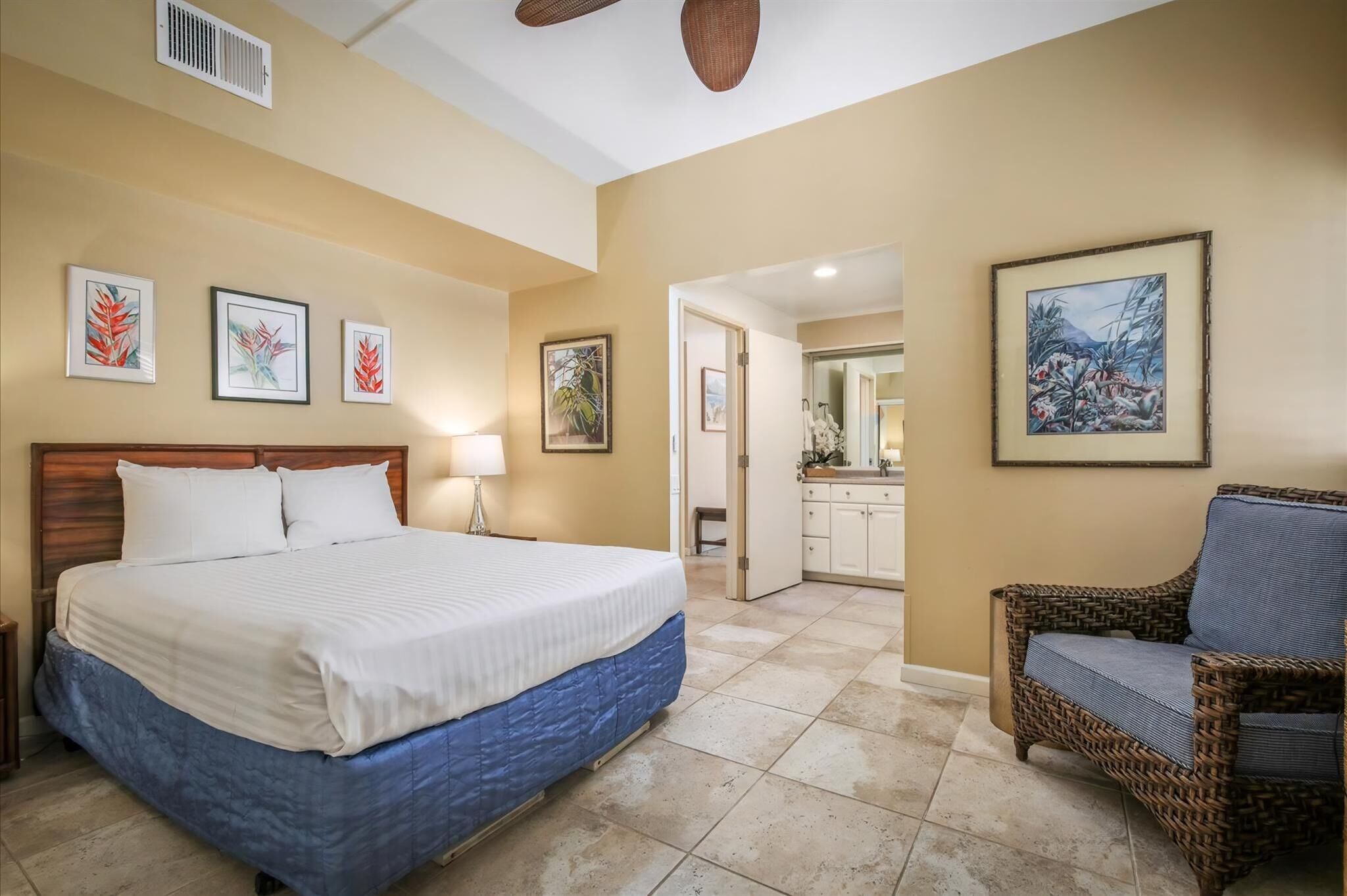 2 bedrooms, in-room safe, iron/ironing board, WiFi