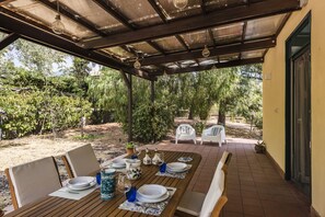 2 bedrooms - Pedara Escape With Garden by Wonderful Italy (Pedara)