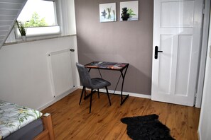 3 bedrooms, iron/ironing board, travel cot, free WiFi - Vacation home Auf Pötsch **** Cozy vacation home with garden (Minderlittgen)