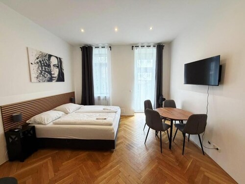 Donaufelder City Apartment