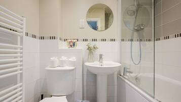 House | Bathroom | Shower, deep-soaking bathtub, hair dryer, towels