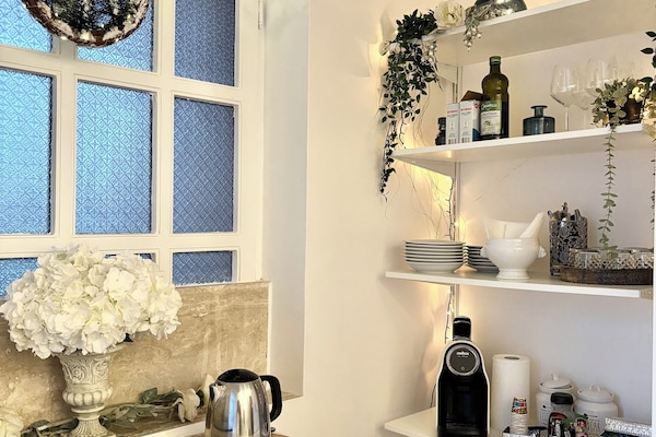 Mini-fridge, cookware/dishes/utensils