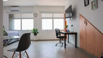 Family Studio | Bahagian dalam