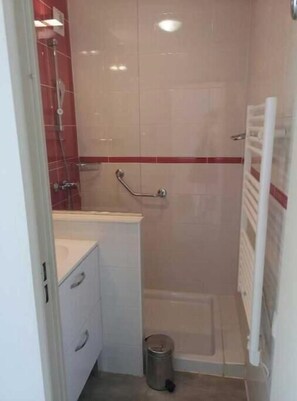 トイレットペーパー