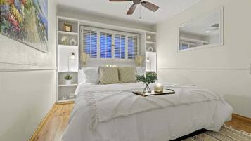 3 bedrooms, iron/ironing board, travel cot, WiFi