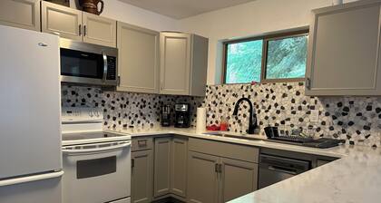 Private secluded Cabin near Riggins