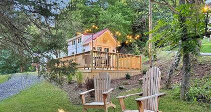 The Acorn - Cozy Retreat in the Heart of Summersville