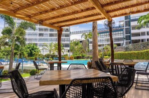 Terrace/patio - Acapulco Retreat with Bay Views (Acapulco)
