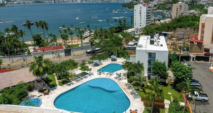 Acapulco Retreat with Bay Views