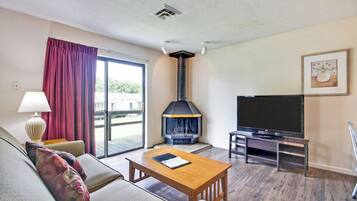 TV, fireplace, table tennis