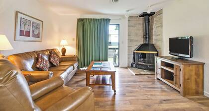 2BR Lake Tansi Escape – Golf, Pool, Sauna & More!