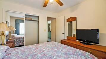 3 bedrooms, bed sheets