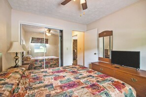 2 bedrooms, bed sheets