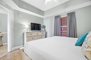 Condo, 1 cama King size y sofá cama (Calypso 2-103 West - Dolphin View) | 1 habitación y wifi 