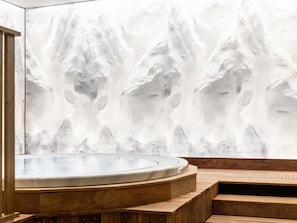 Sauna, hot tub, steam room, massages