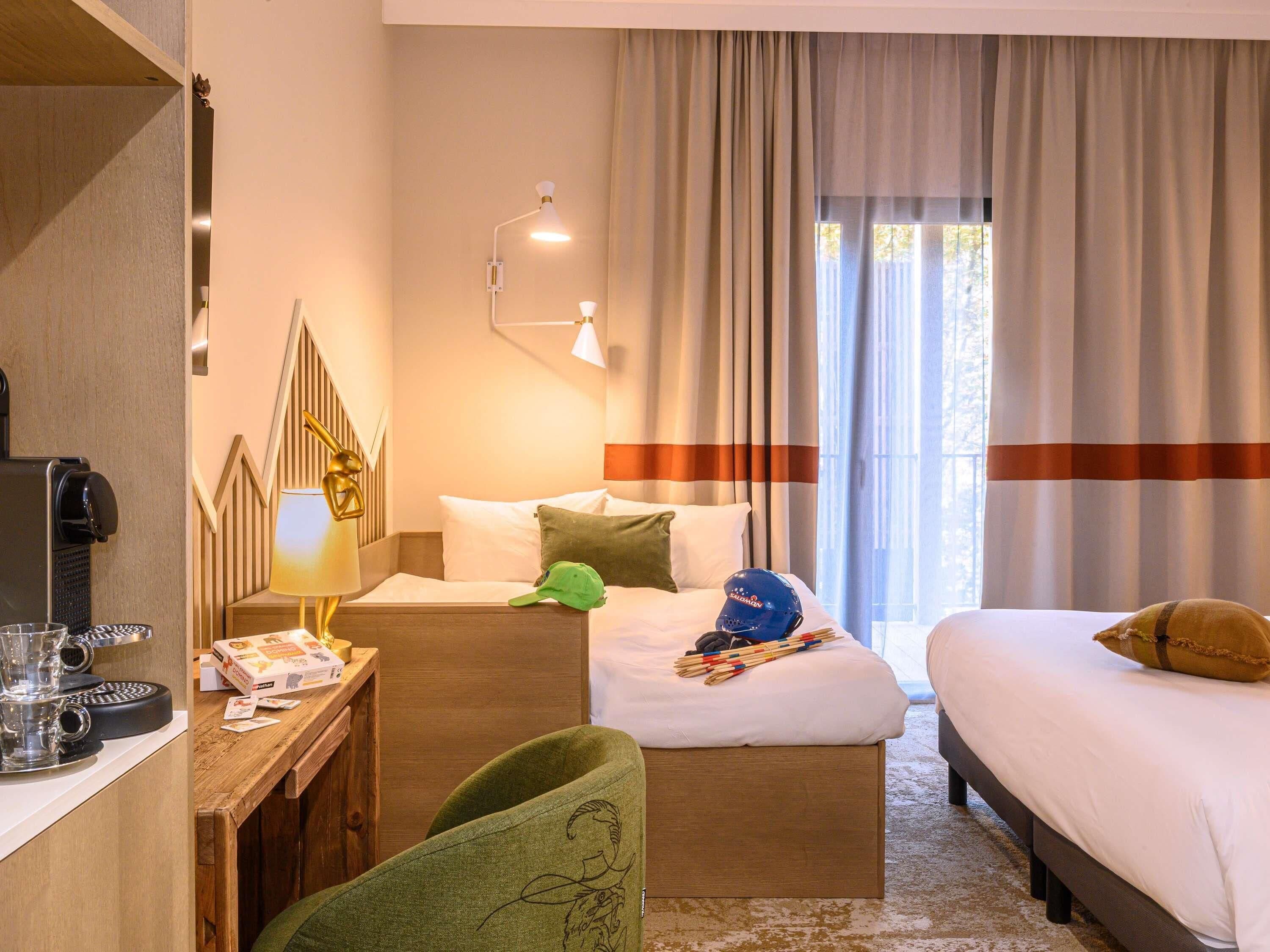 Deluxe Room, Multiple Beds, Terrace, Mountain View