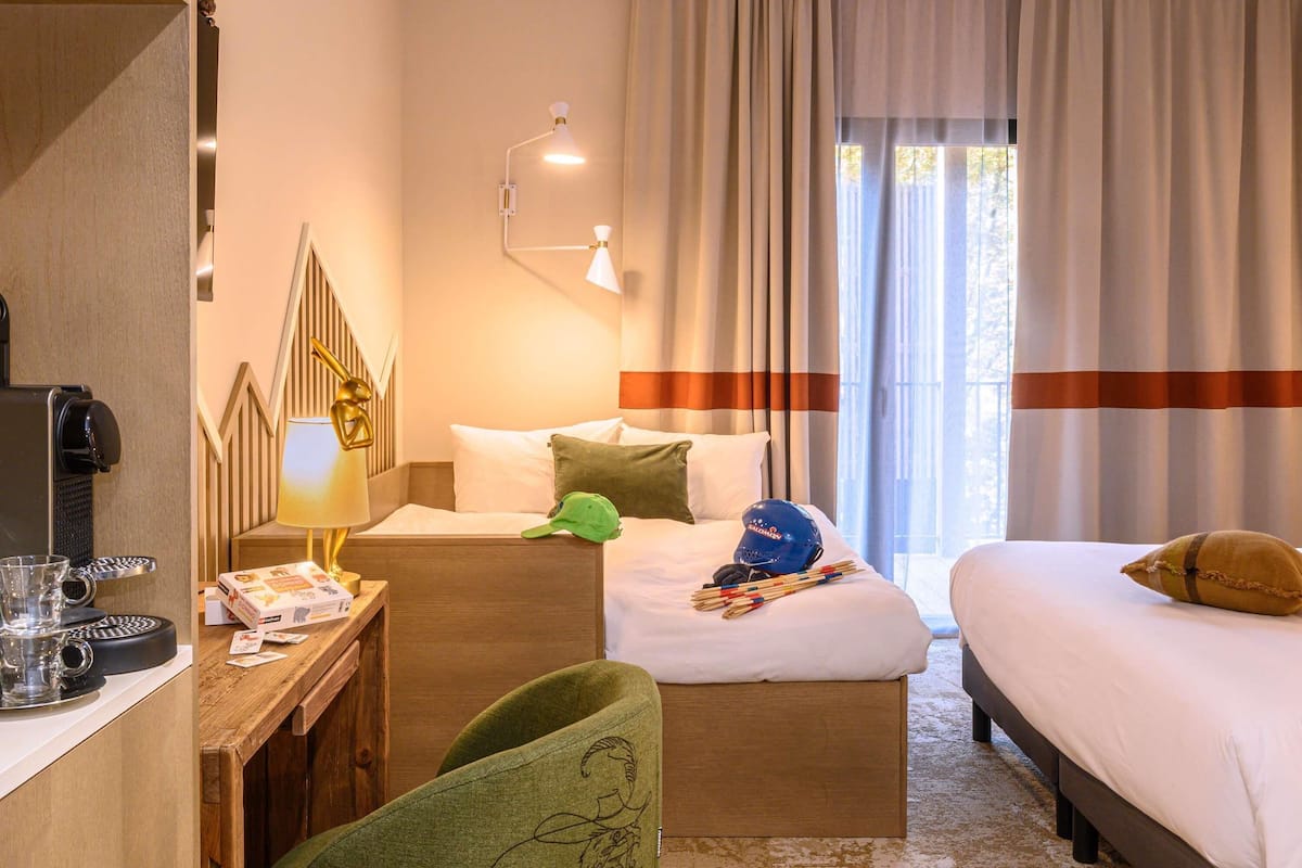 Deluxe Room, Multiple Beds, Terrace, Mountain View