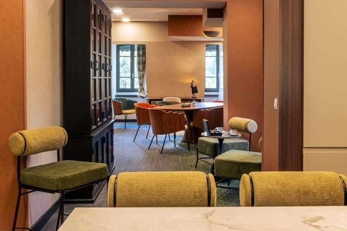 Apartment, 2 Bedrooms | Minibar, in-room safe, soundproofing, WiFi (free)