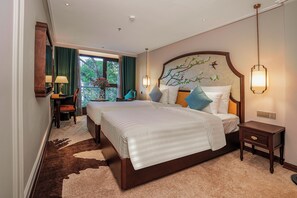 Hypo-allergenic bedding, minibar, in-room safe, individually decorated - Rue de L'amour Boutique Hotel (Hanoi)