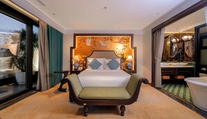 Hypo-allergenic bedding, minibar, in-room safe, individually decorated - Rue de L'amour Boutique Hotel (Hanoi)