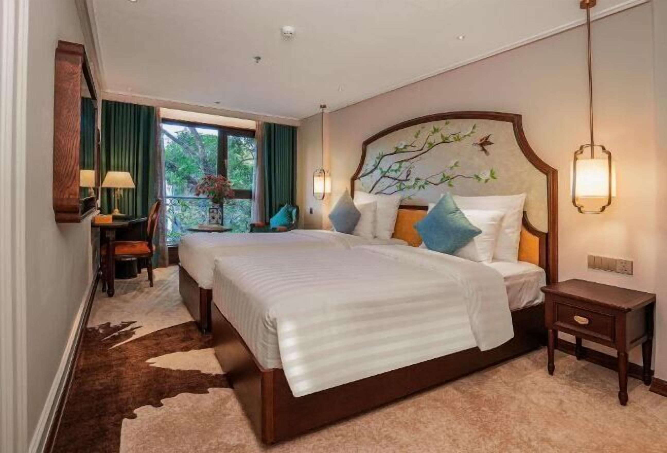 Allergikerbettwaren, Minibar, Zimmersafe, individuell dekoriert