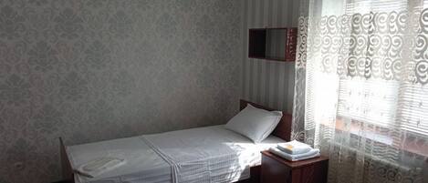 3 chambres, bureau, fer et planche à repasser, Wi-Fi gratuit