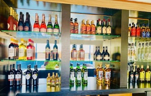 Bar (en la propiedad)