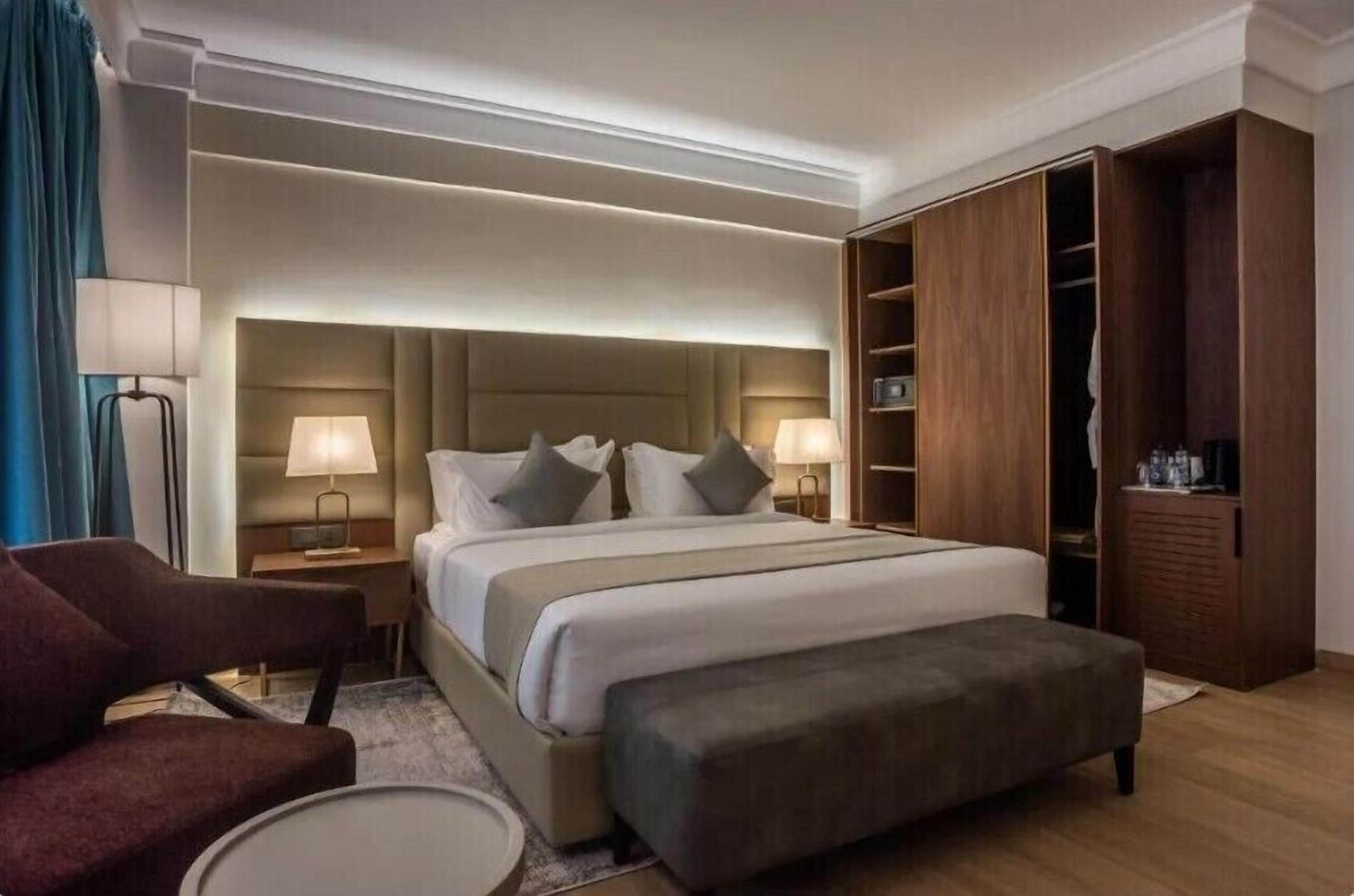 Egyptian cotton sheets, premium bedding, memory-foam beds, in-room safe