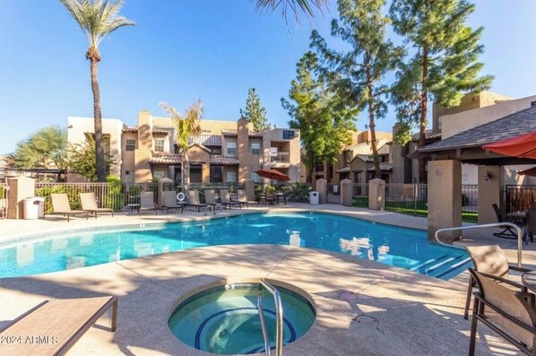 Outdoor pool, a heated pool