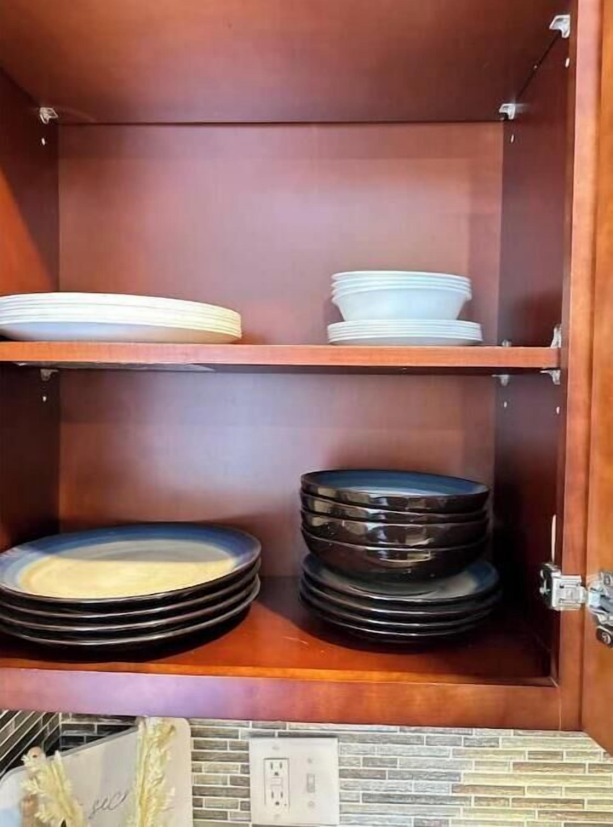 Luxury Charm By the Charles - JR 2 Bed 1bath apt