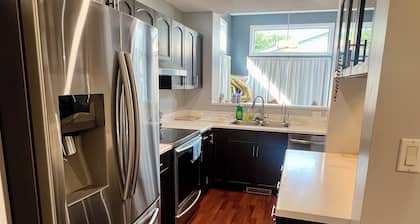 Luxury Family House Close to West Edmonton Mall with Hot Tub and AC