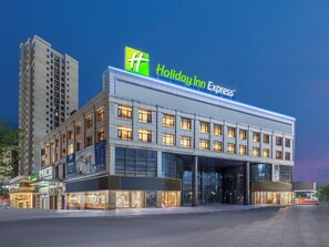 Exterior - Holiday Inn Express Chongqing Tongliang by IHG (Chongqing)