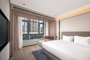 1 Bedroom Suite | Desk, laptop workspace, blackout drapes, free WiFi - Holiday Inn Express Chongqing Tongliang by IHG (Chongqing)