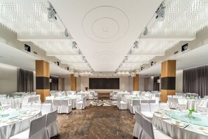 Ballroom - Holiday Inn Jiuhua Mountain Hot Spring by IHG (Chizhou)