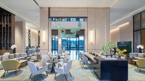 Exterior - Holiday Inn Wuhan Houguan Lake by IHG (Wuhan)