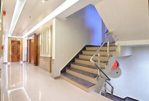 Lobby - Hotel Gold Palace Paharganj (New Delhi)