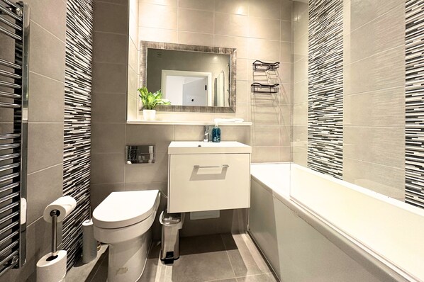 Bathroom - St Mary's Sunscape (Huntingdon)